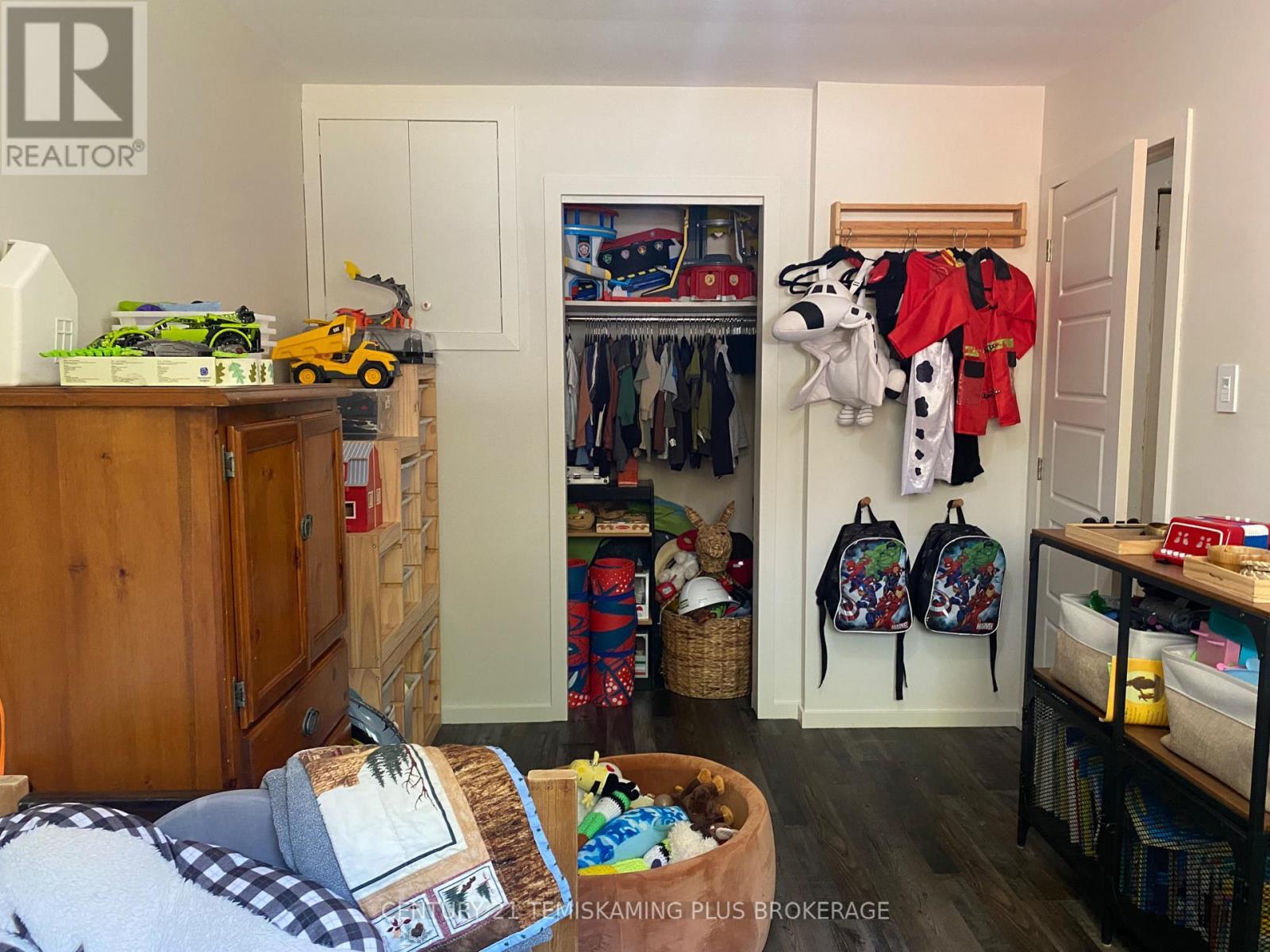 466609 Kerr Lake Road, Timiskaming (Tim - Outside - Rural), ON - Indoor