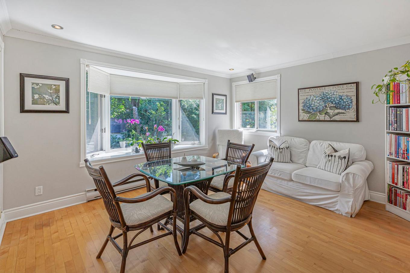 Family room - 108 Av. Kenaston, Mont-Royal, QC - Indoor Photo Showing Other Room