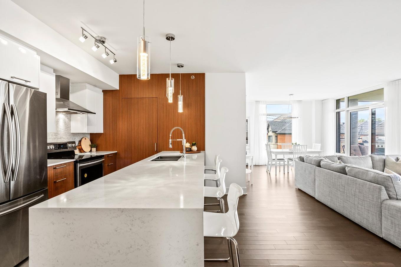 Cuisine - 204-359 Boul. Brunswick, Pointe-Claire, QC - Indoor