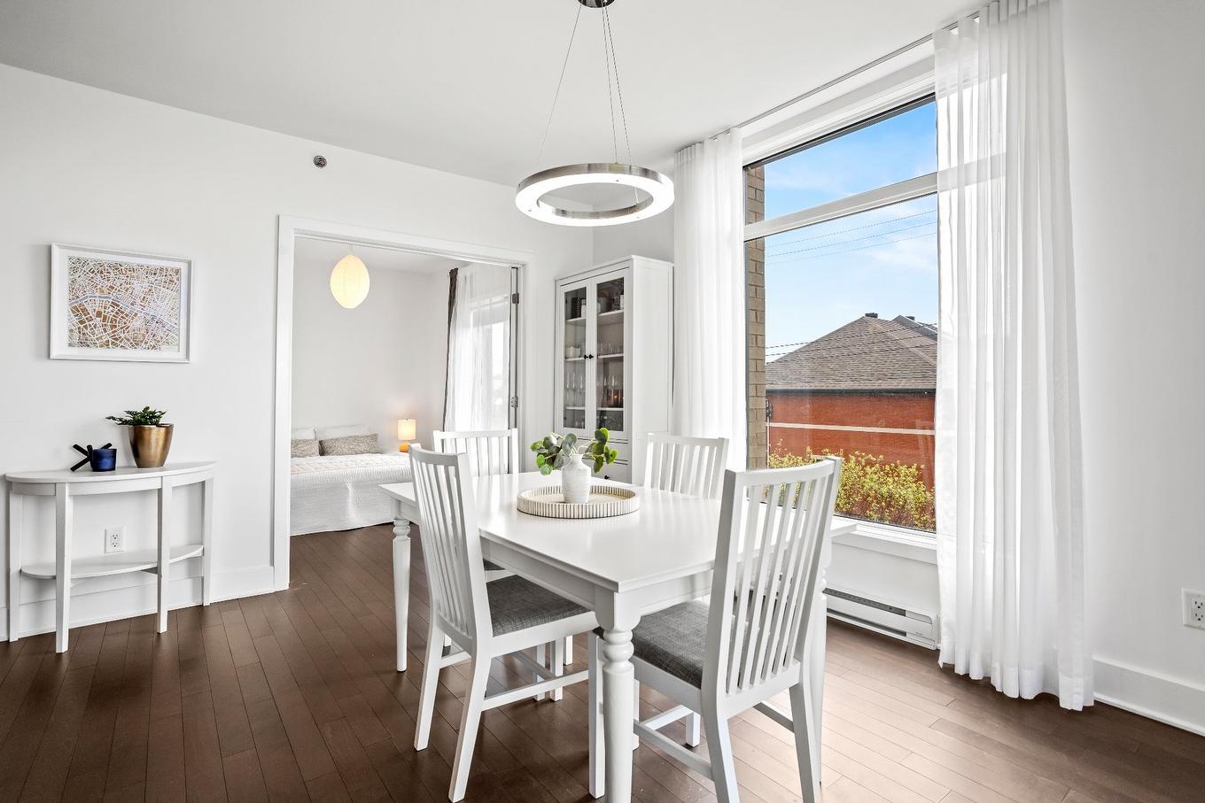 Salle à manger - 204-359 Boul. Brunswick, Pointe-Claire, QC - Indoor Photo Showing Dining Room