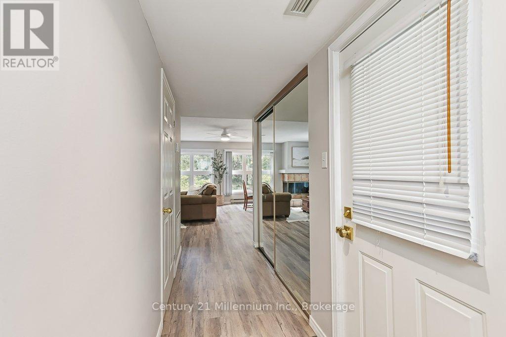 24 - 409 Mariners Way, Collingwood, ON - Indoor Photo Showing Other Room