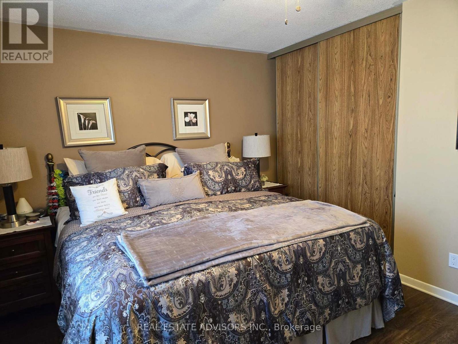1069 Bird Road, Haldimand, ON - Indoor Photo Showing Bedroom