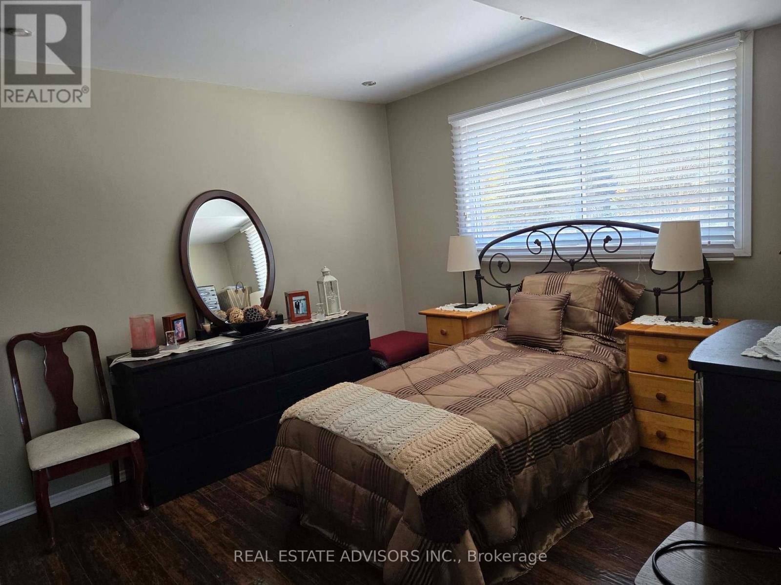 1069 Bird Road, Haldimand, ON - Indoor Photo Showing Bedroom