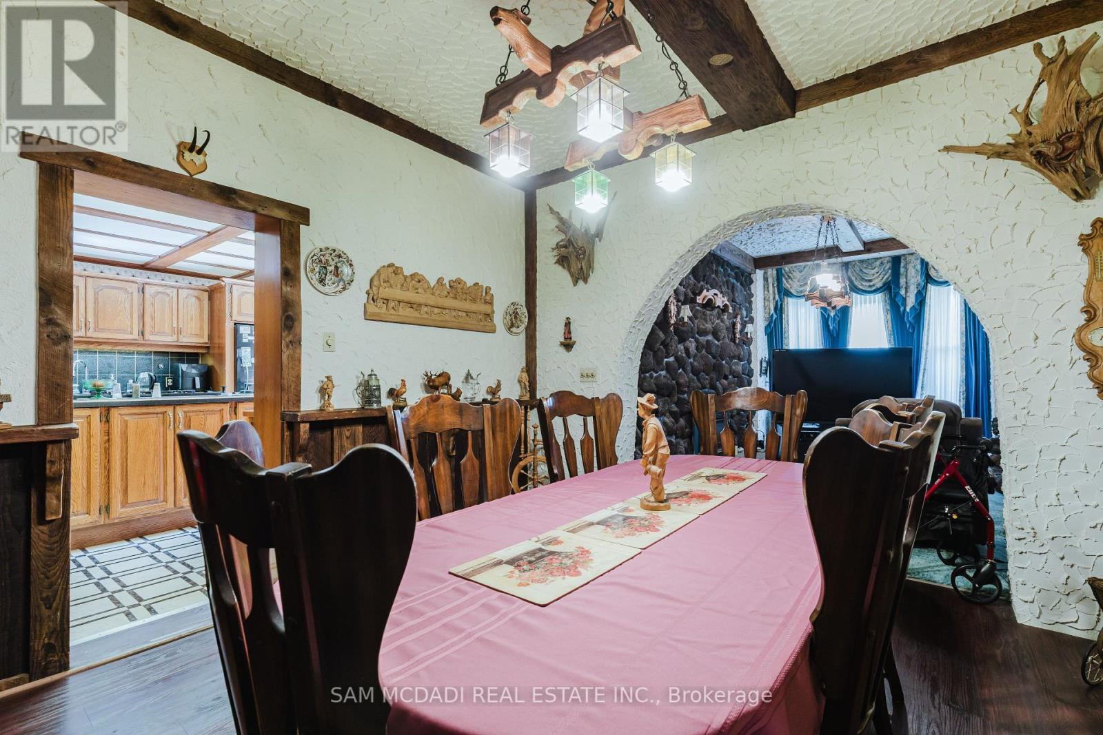 6 Drayton Street, Norfolk, ON - Indoor Photo Showing Dining Room