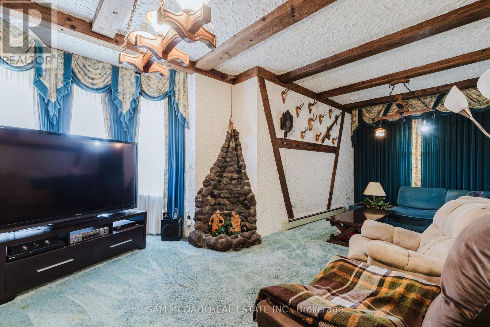 6 Drayton Street, Norfolk, ON - Indoor