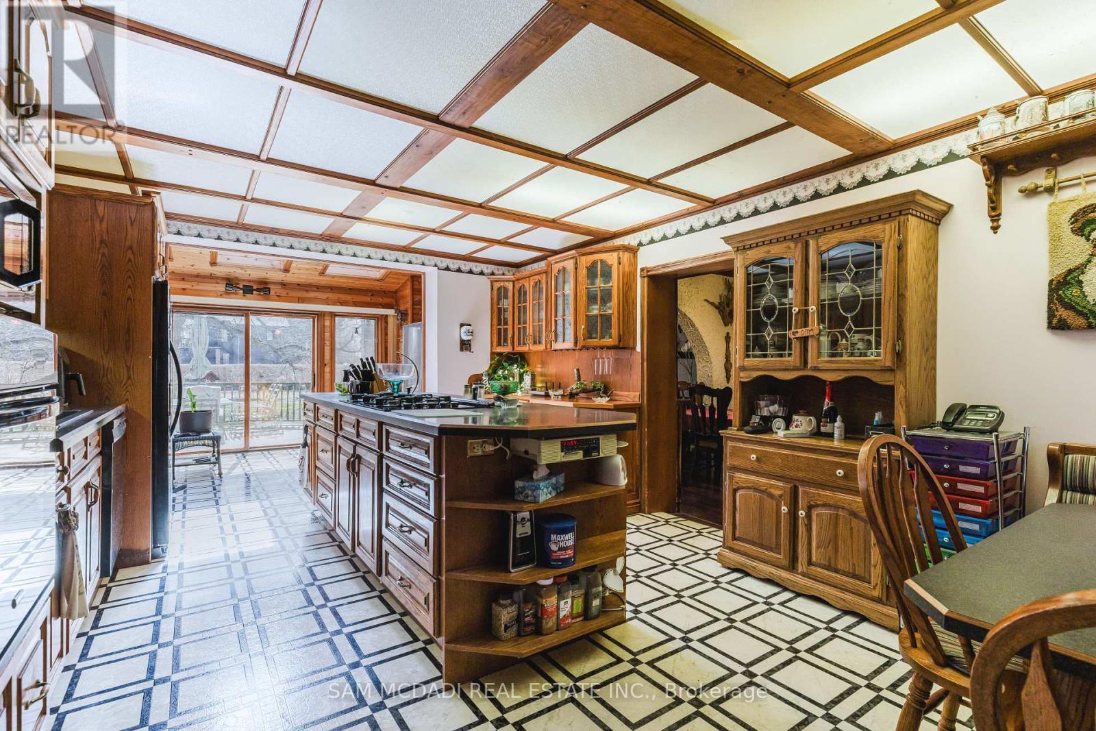 6 Drayton Street, Norfolk, ON - Indoor