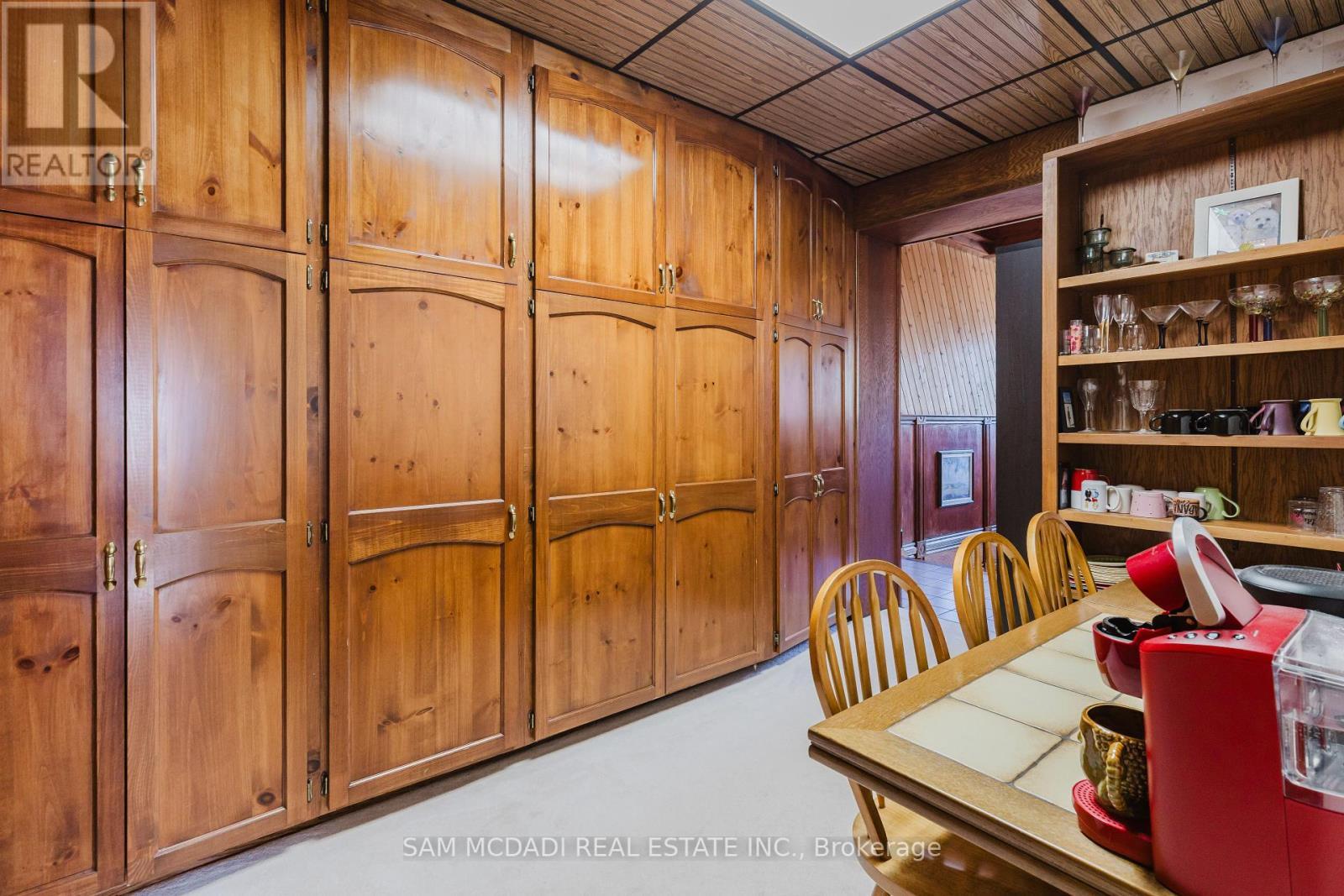 6 Drayton Street, Norfolk, ON - Indoor Photo Showing Other Room