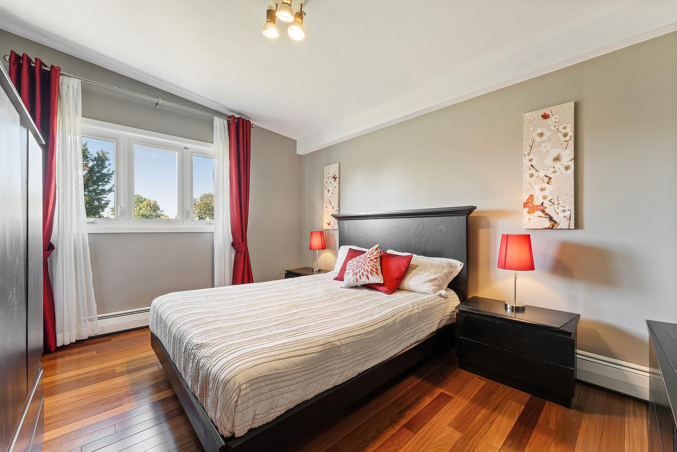 Bedroom - 800 Rue Du Centenaire, Farnham, QC - Indoor Photo Showing Bedroom