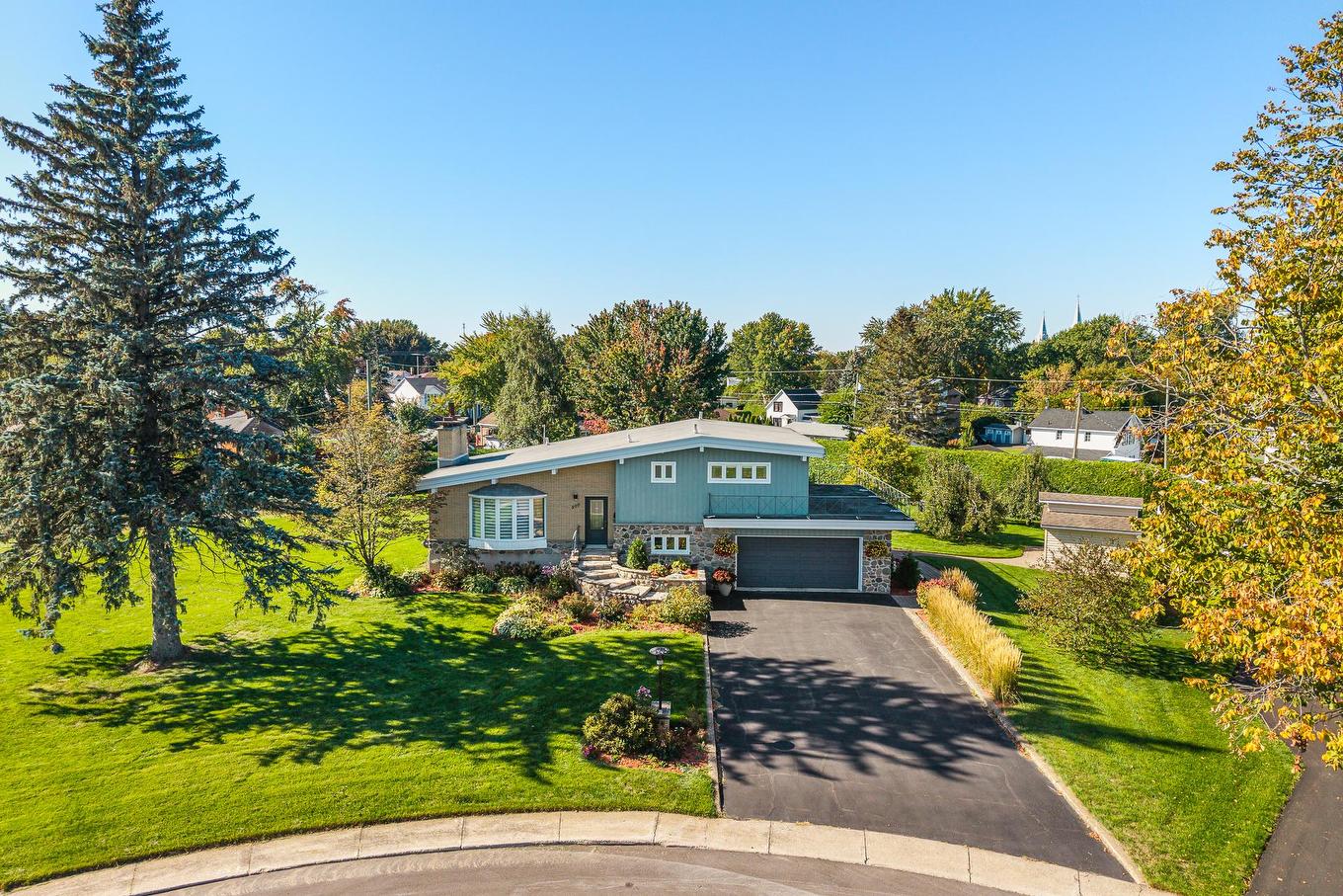 Frontage - 800 Rue Du Centenaire, Farnham, QC - Outdoor