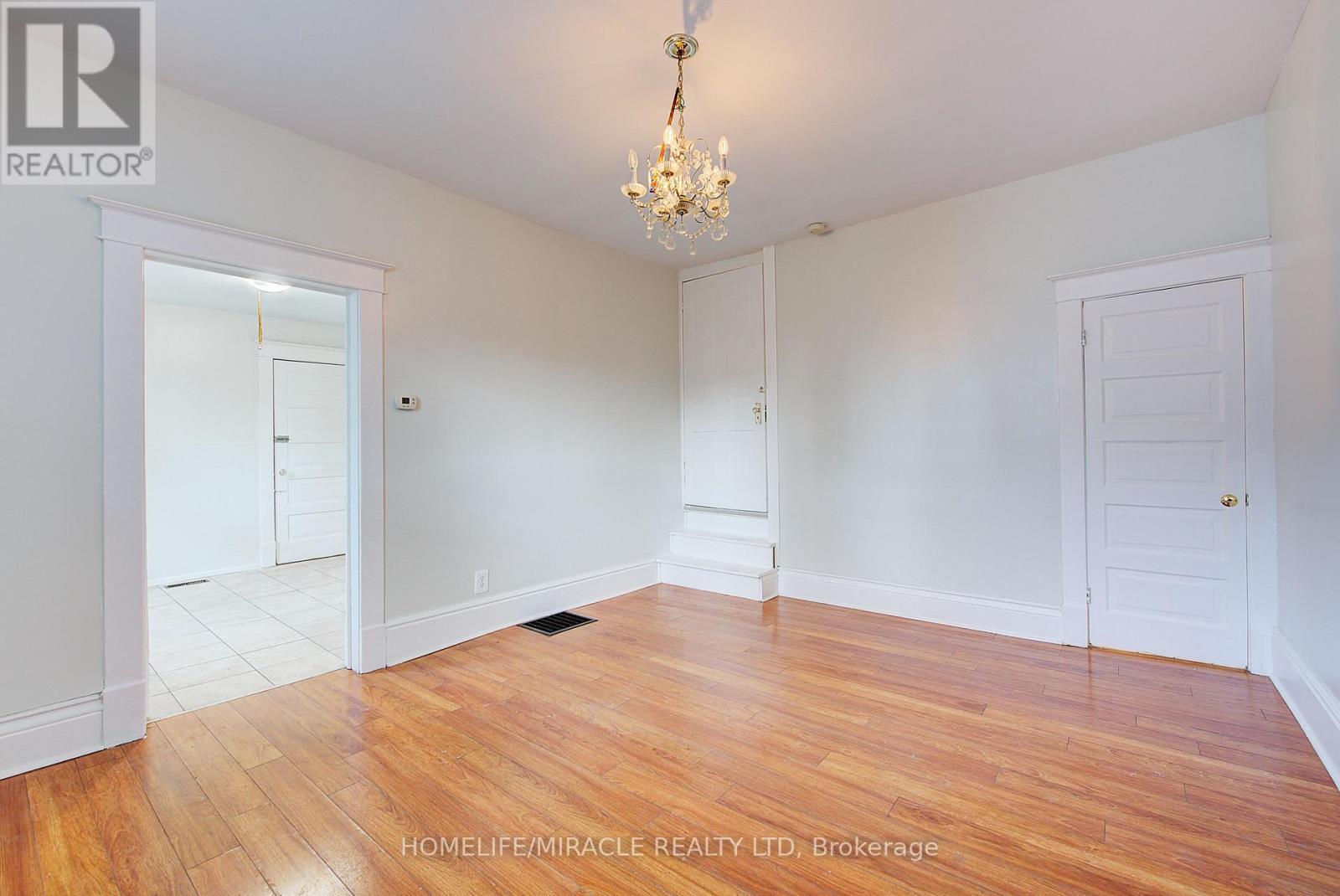 201 Clarence Street, London East, ON - Indoor Photo Showing Other Room