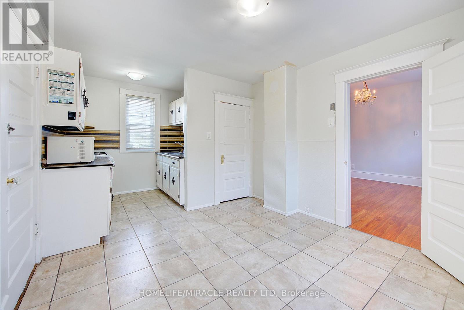 201 Clarence Street, London East, ON - Indoor Photo Showing Kitchen