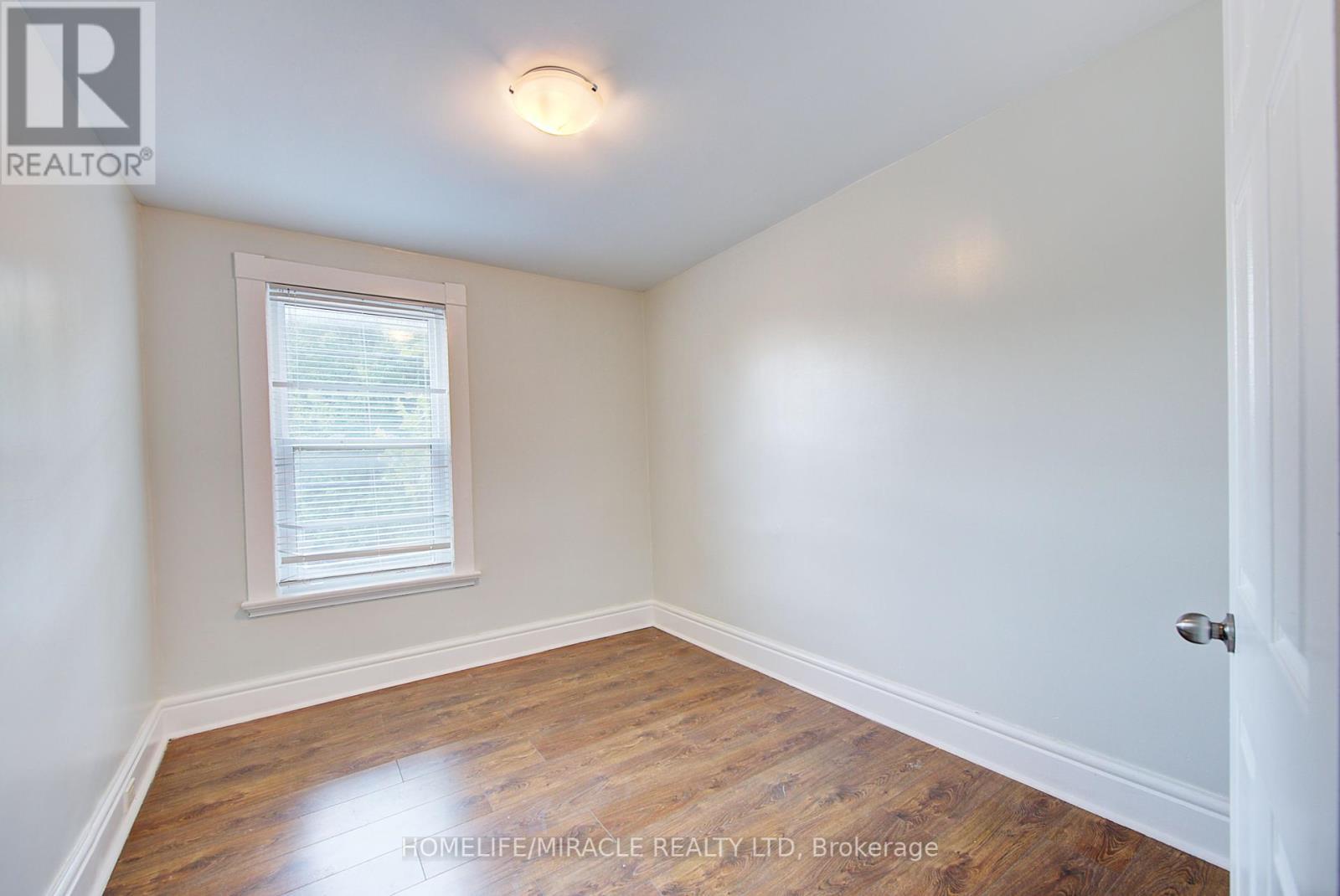 201 Clarence Street, London East, ON - Indoor Photo Showing Other Room
