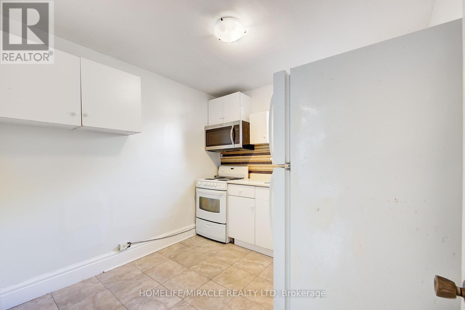 201 Clarence Street, London East, ON - Indoor Photo Showing Kitchen