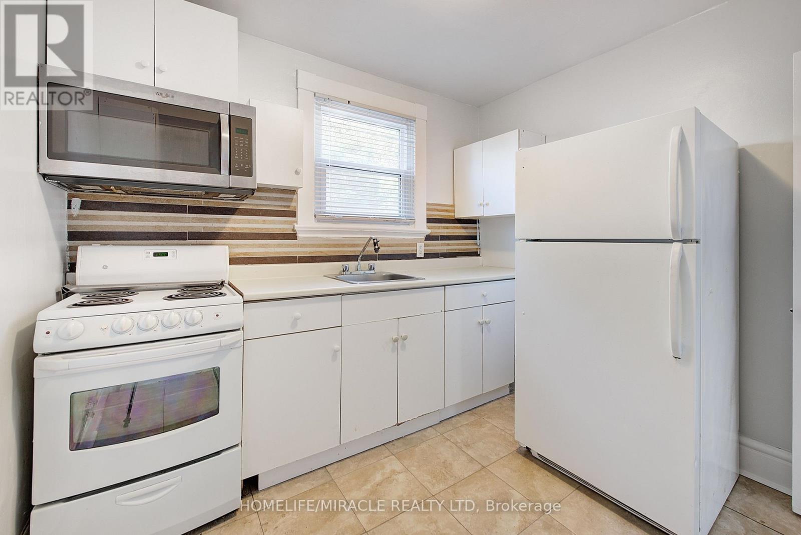 201 Clarence Street, London East, ON - Indoor Photo Showing Kitchen