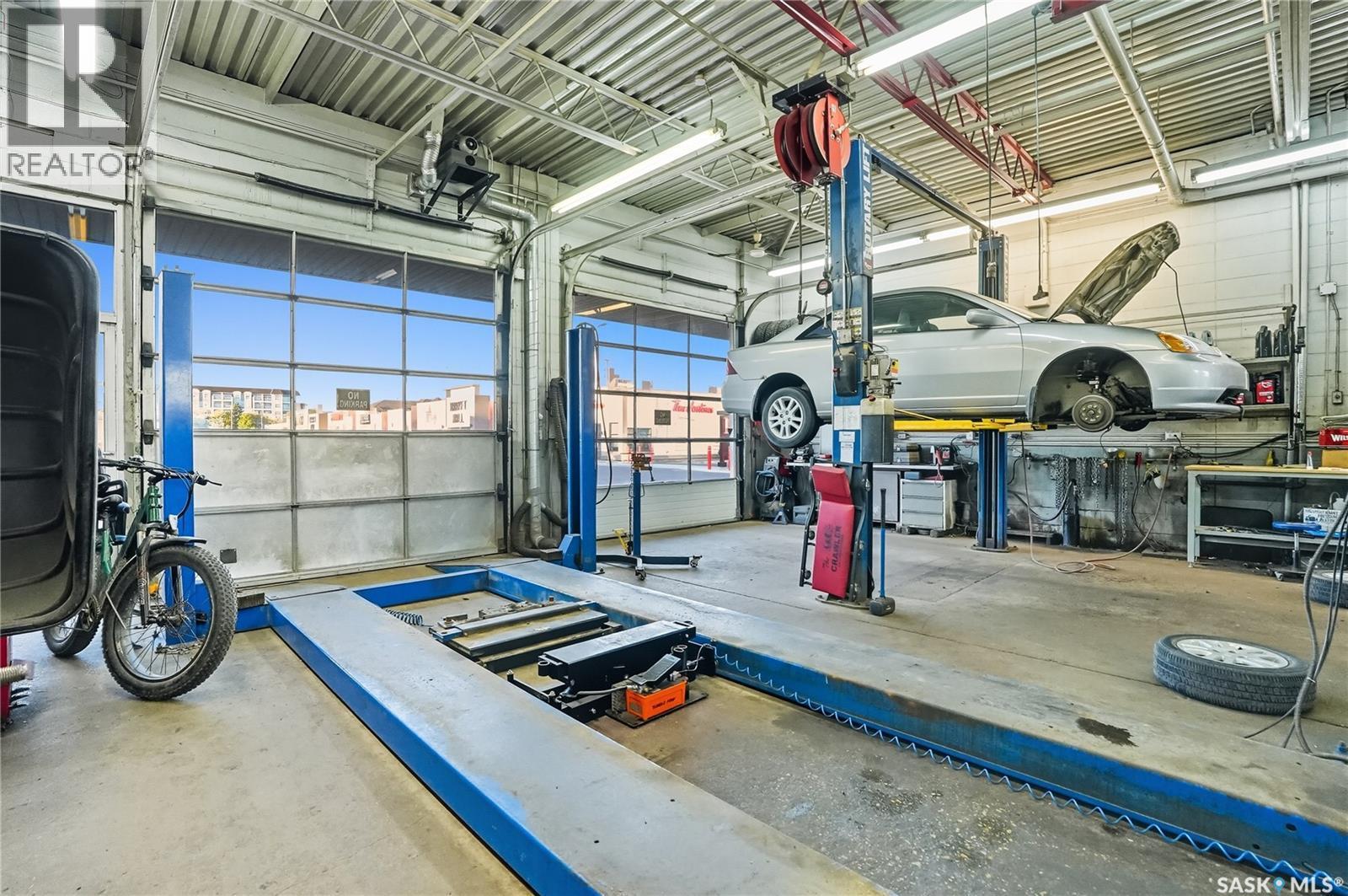 2355 Preston Avenue S, Saskatoon, SK