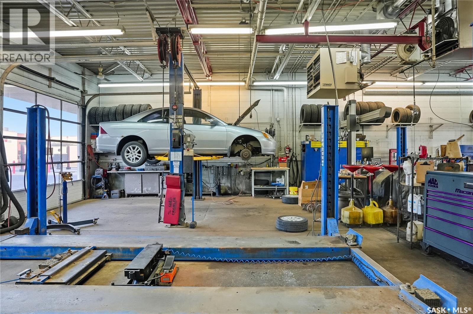 2355 Preston Avenue S, Saskatoon, SK