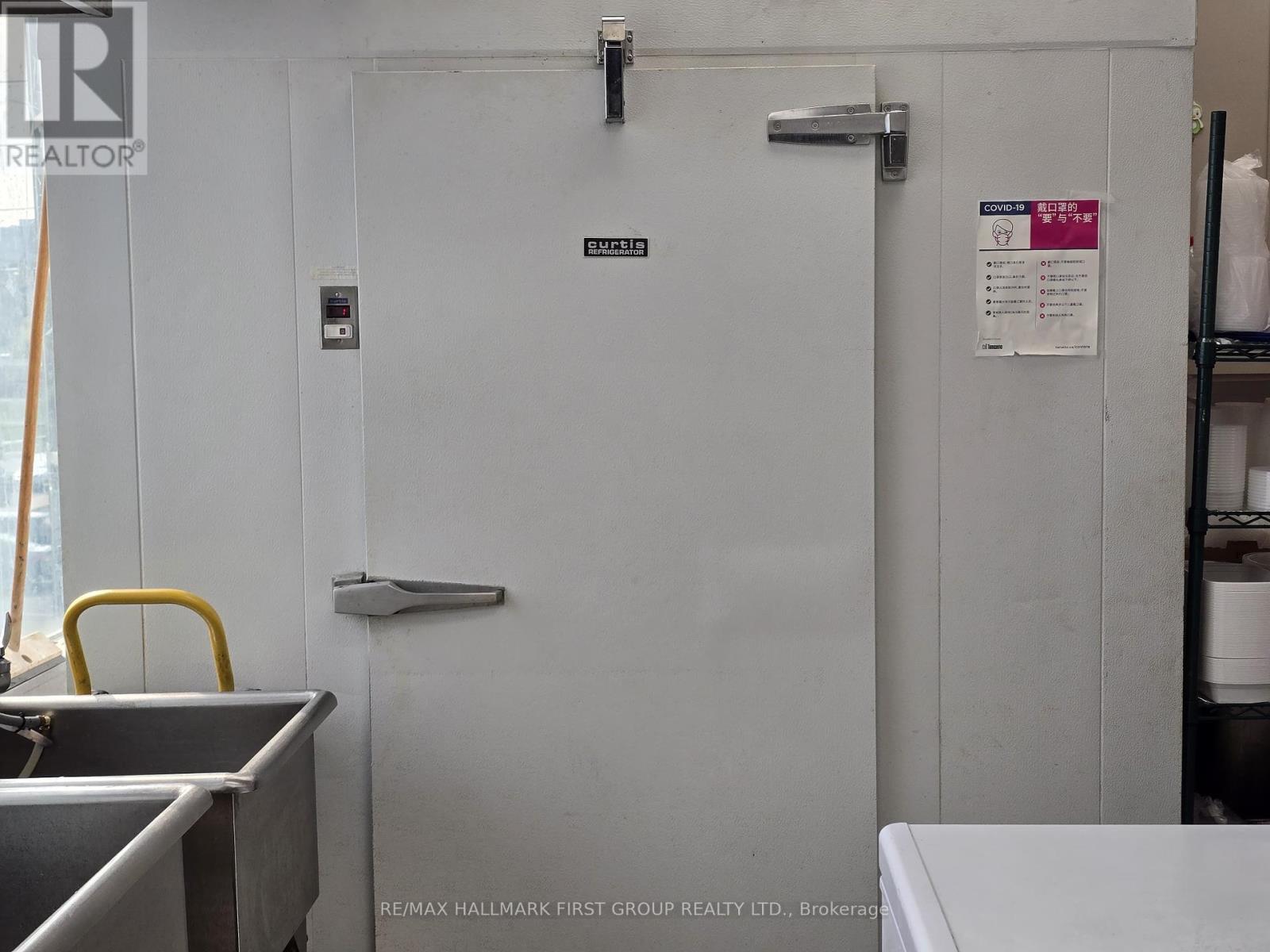 211 - 4438 Sheppard Avenue E, Toronto, ON