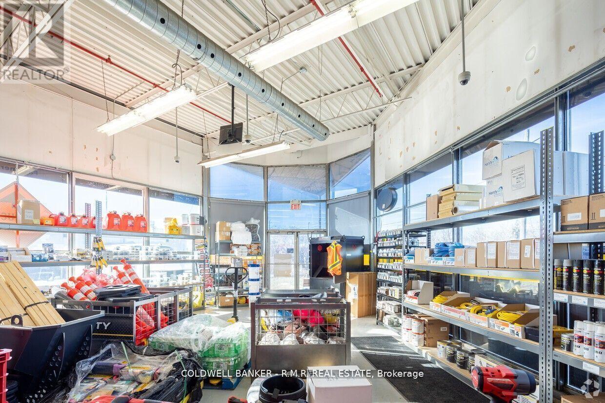 75 City View Drive, Toronto (West Humber-Clairville), ON