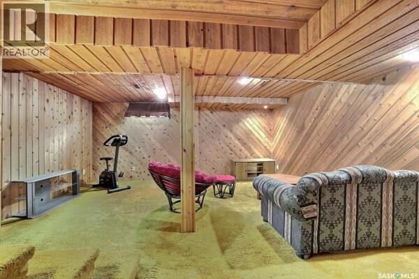 47 Laverendrye Way, Regina, SK - Indoor Photo Showing Other Room