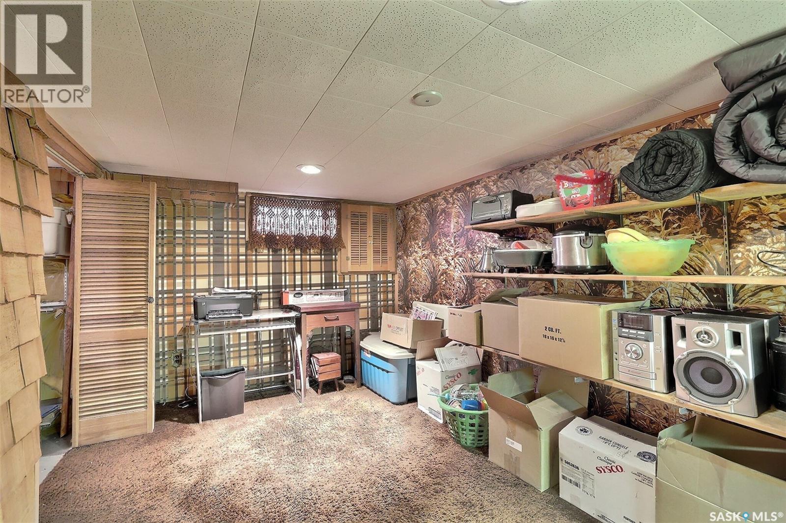 47 Laverendrye Way, Regina, SK - Indoor Photo Showing Other Room