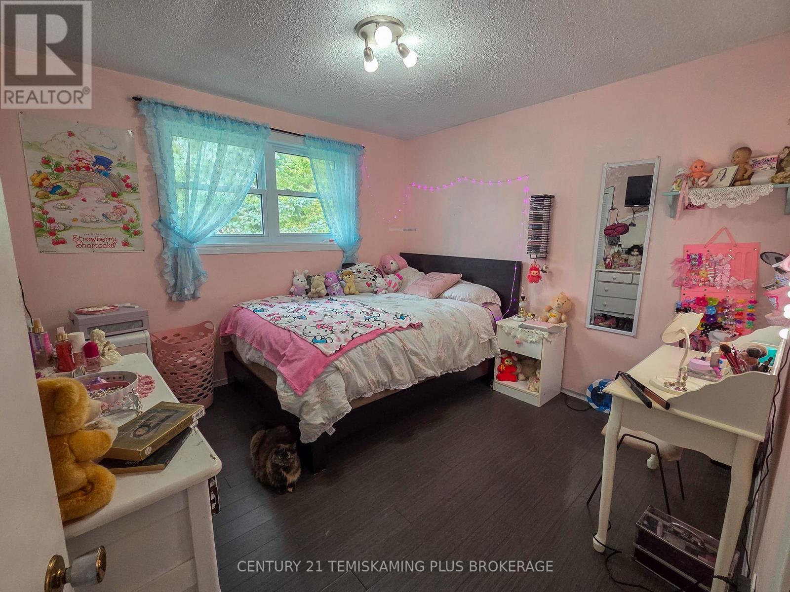 Main Floor Bedroom 1 - 47 Eighth Avenue, Englehart, ON - Indoor Photo Showing Bedroom