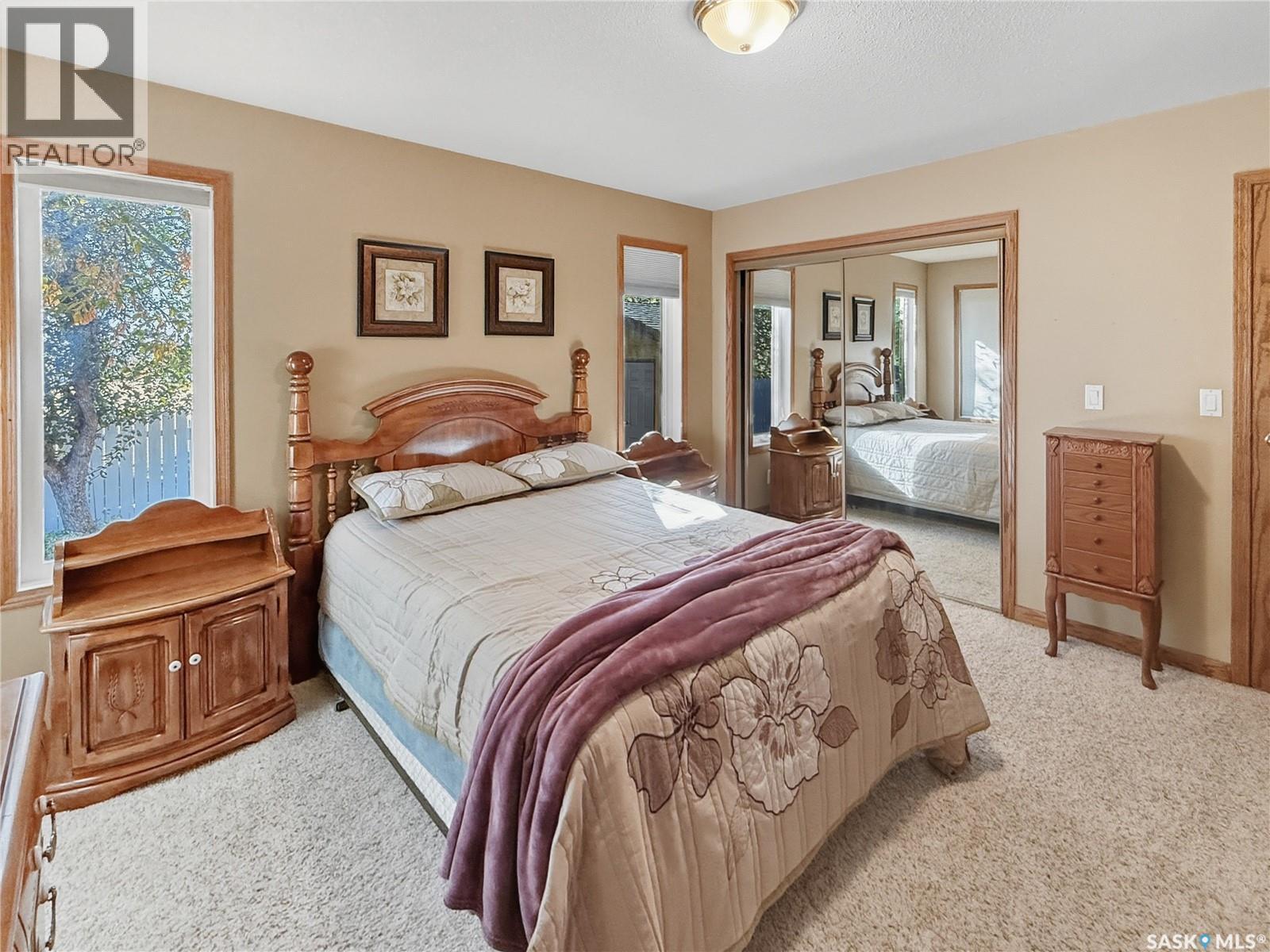 406 Curry Crescent, Swift Current, SK - Indoor Photo Showing Bedroom