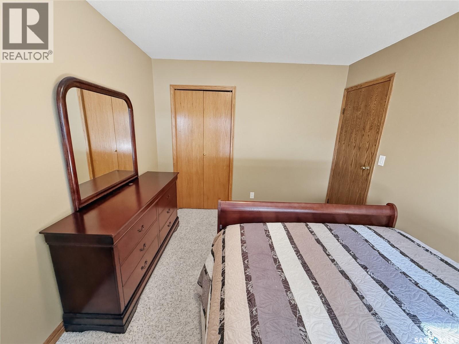 406 Curry Crescent, Swift Current, SK - Indoor Photo Showing Bedroom