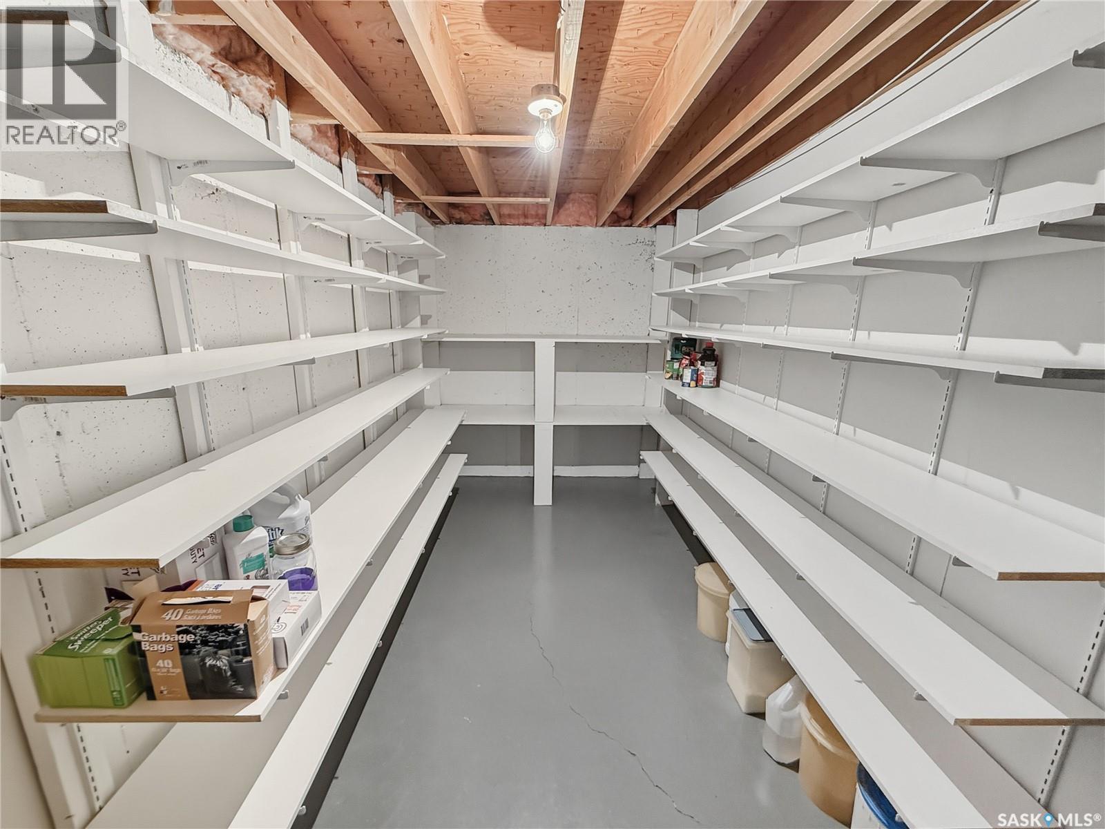 406 Curry Crescent, Swift Current, SK - Indoor