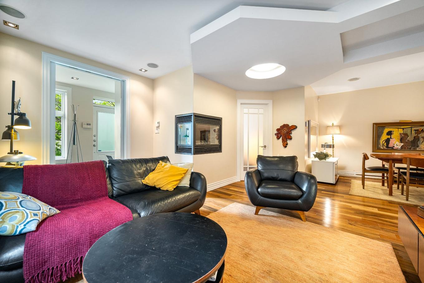 Overall view - 3284 Rue De Rouen, Montréal (Mercier/Hochelaga-Maisonneuve), QC - Indoor Photo Showing Living Room