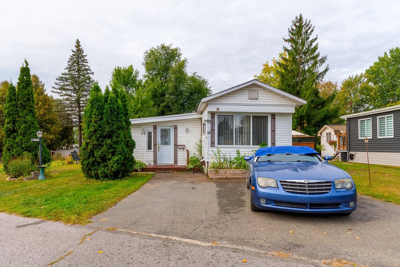 Frontage - 30 5E Avenue, Terrebonne (Terrebonne), QC - Outdoor