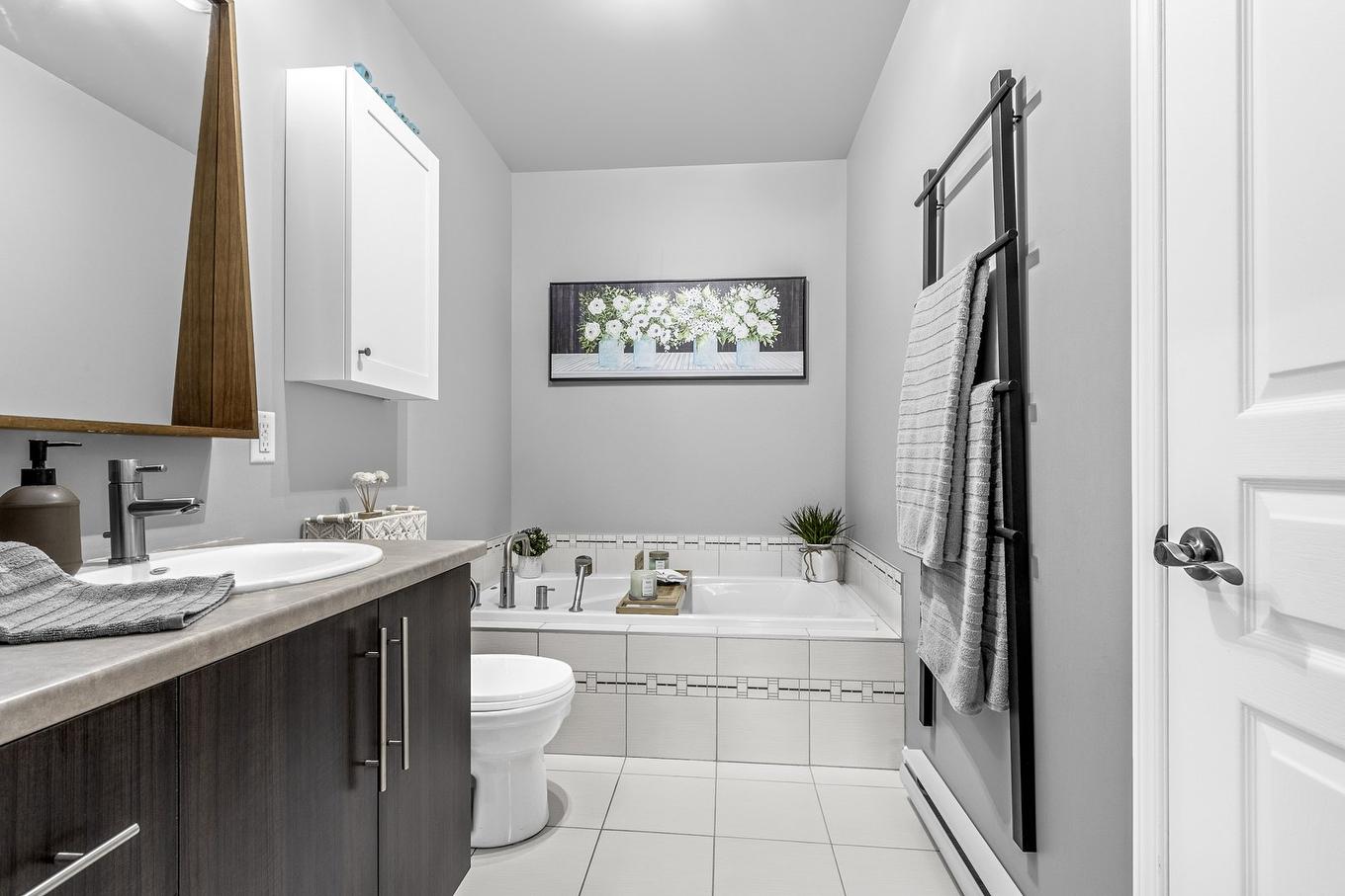 Salle de bains - 29 Rue Des Grands-Bois, Lévis (Les Chutes-De-La-Chaudière-Est), QC - Indoor Photo Showing Bathroom