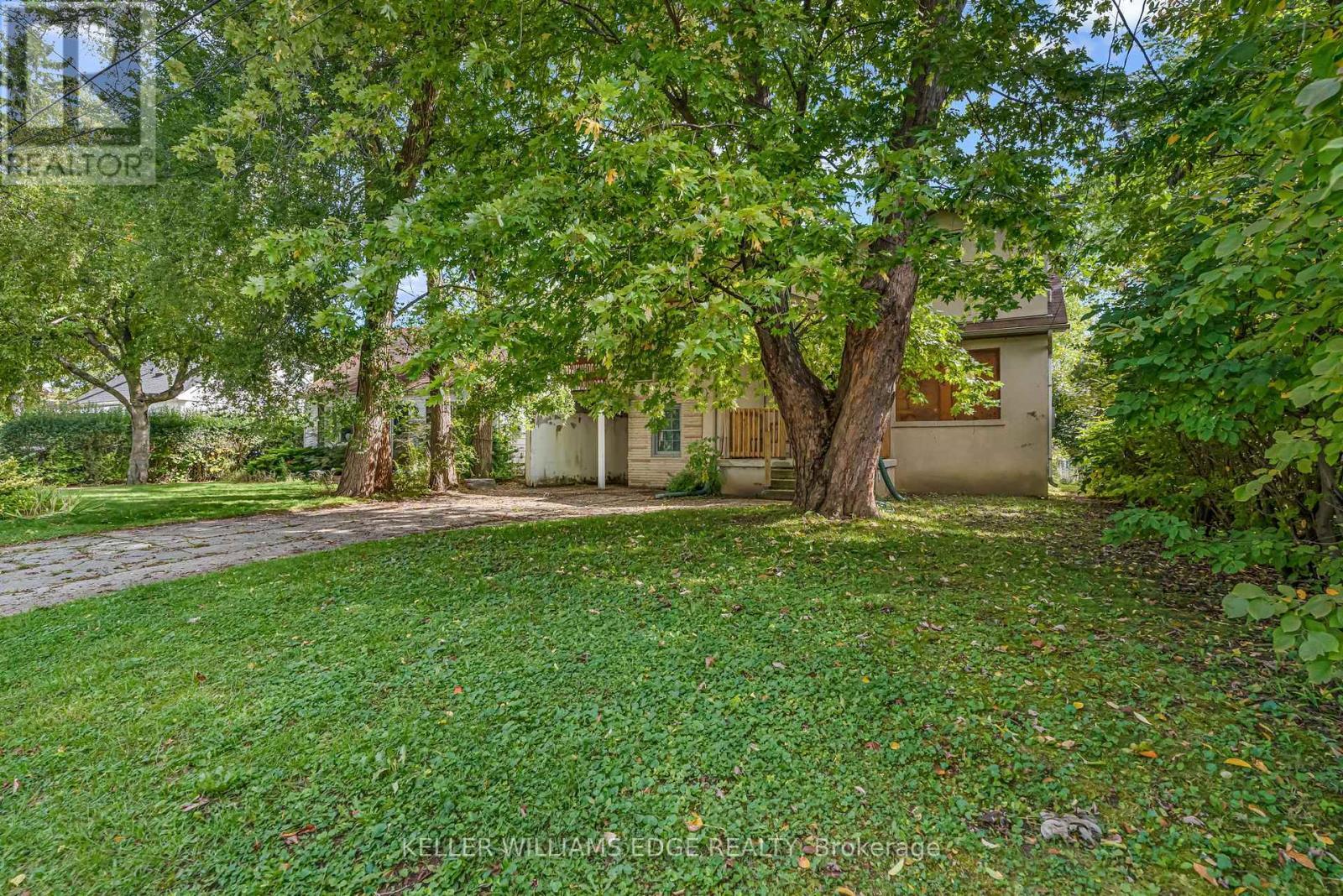 63 Minnewawa Road, Mississauga, ON - Outdoor