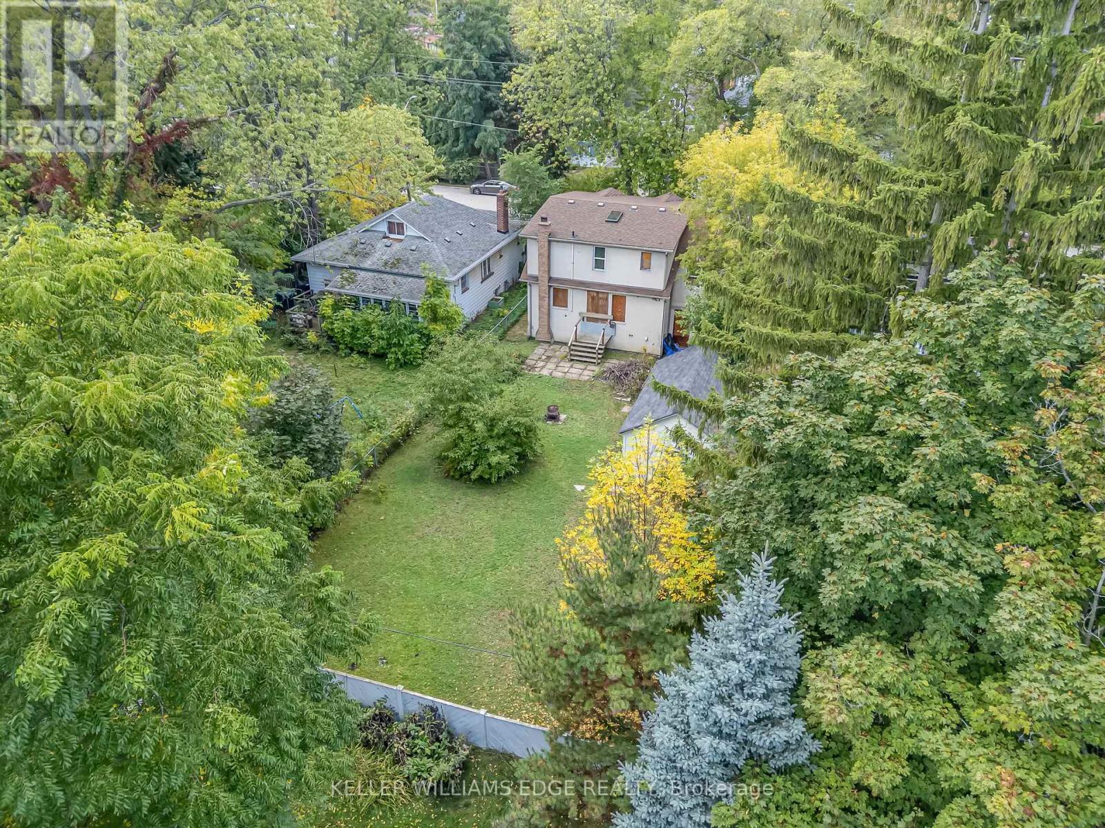 63 Minnewawa Road, Mississauga, ON - Outdoor