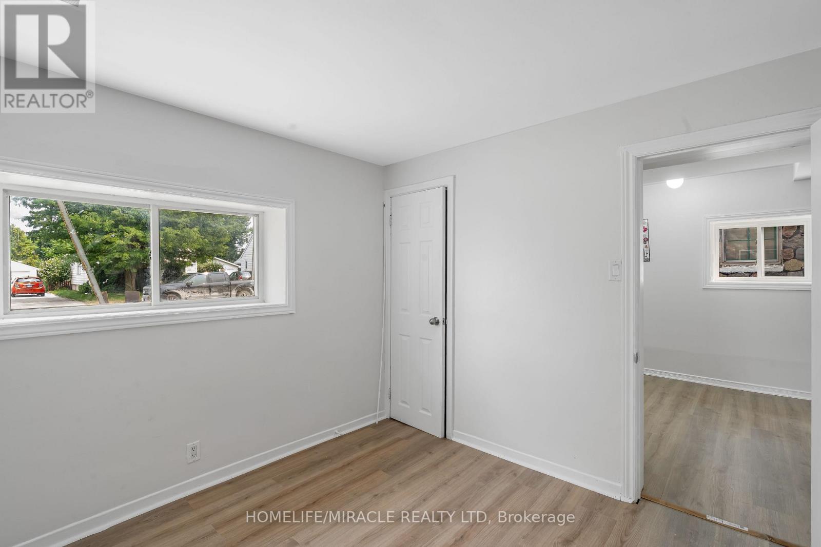 237 St. Julien Street, London East, ON - Indoor Photo Showing Other Room