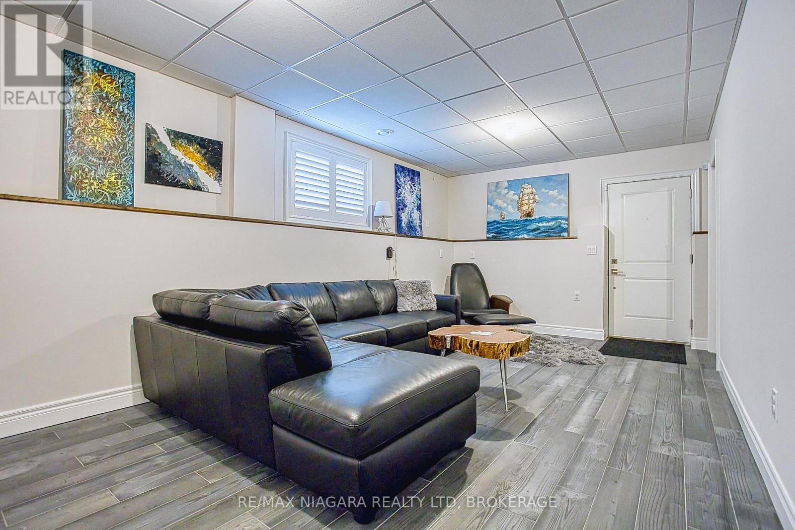 43 Sauer Avenue, Welland (Lincoln/Crowland), ON - Indoor Photo Showing Other Room