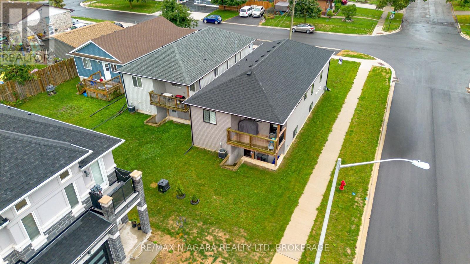 43 Sauer Avenue, Welland (Lincoln/Crowland), ON - Outdoor