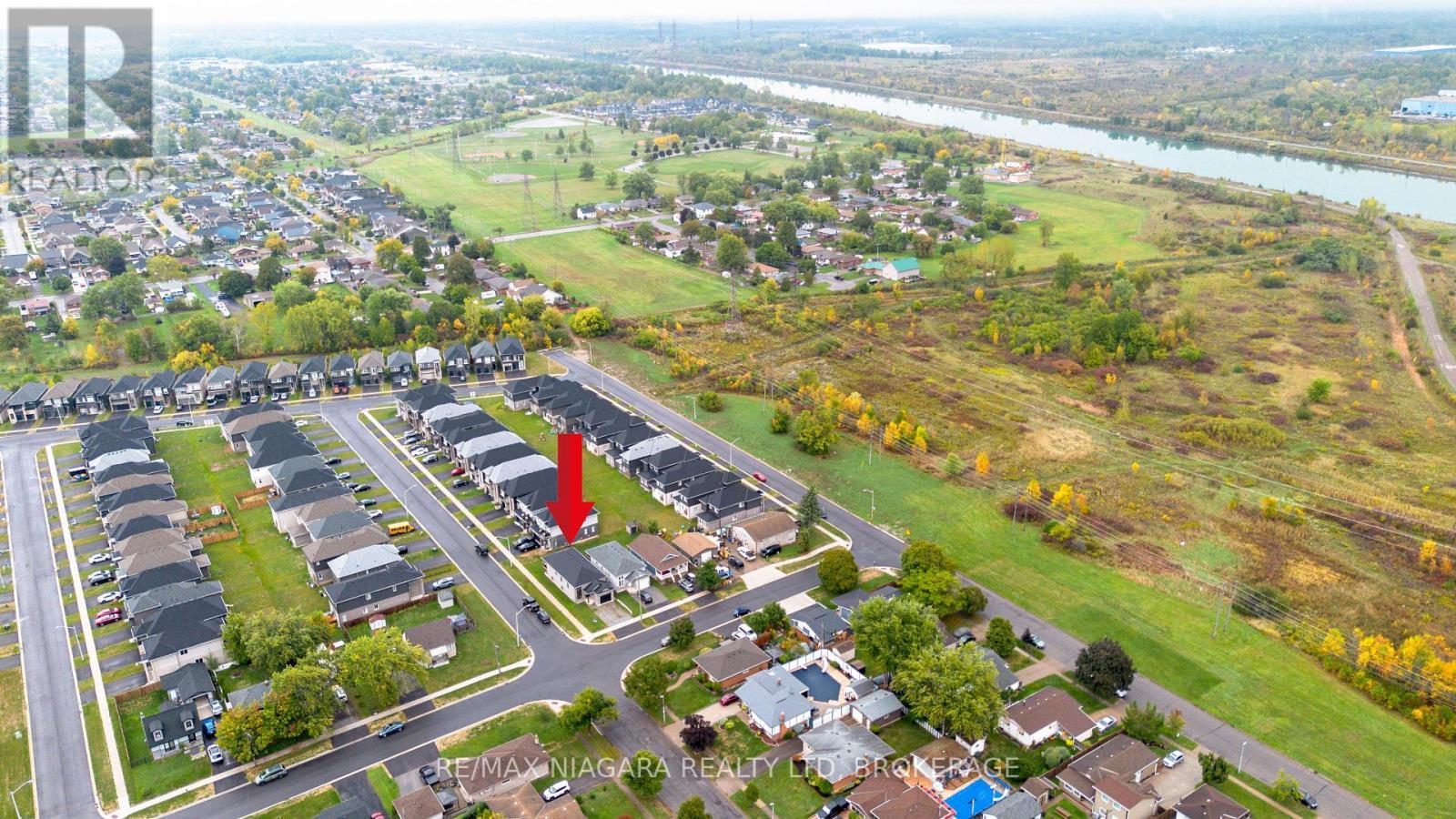 43 Sauer Avenue, Welland (Lincoln/Crowland), ON - Outdoor With View