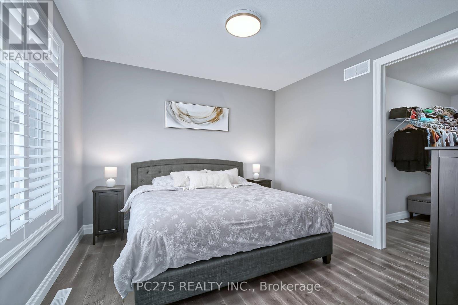 2539 Bond Street, Strathroy-Caradoc (Mount Brydges), ON - Indoor Photo Showing Bedroom