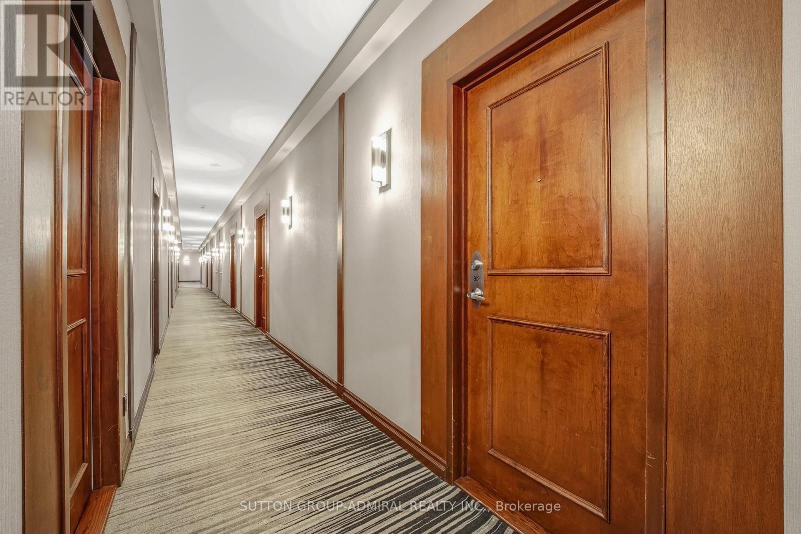 812 - 168 Simcoe Street, Toronto, ON - Indoor Photo Showing Other Room