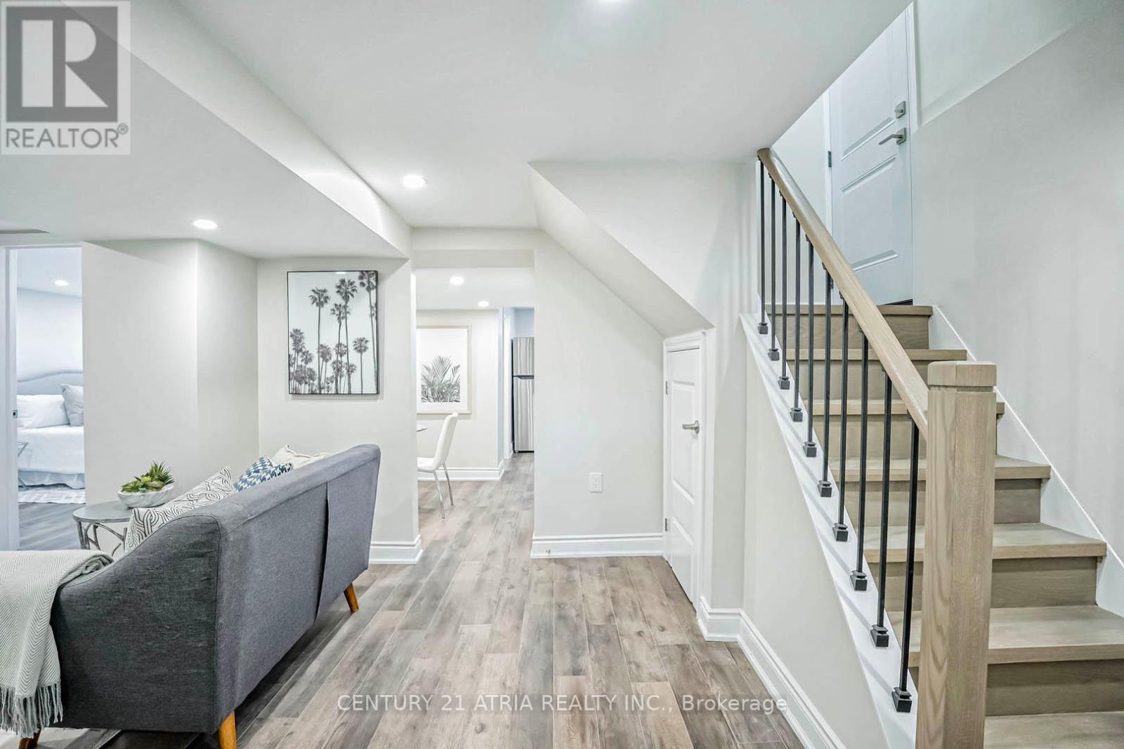 11 Valia Road, Toronto, ON - Indoor Photo Showing Other Room