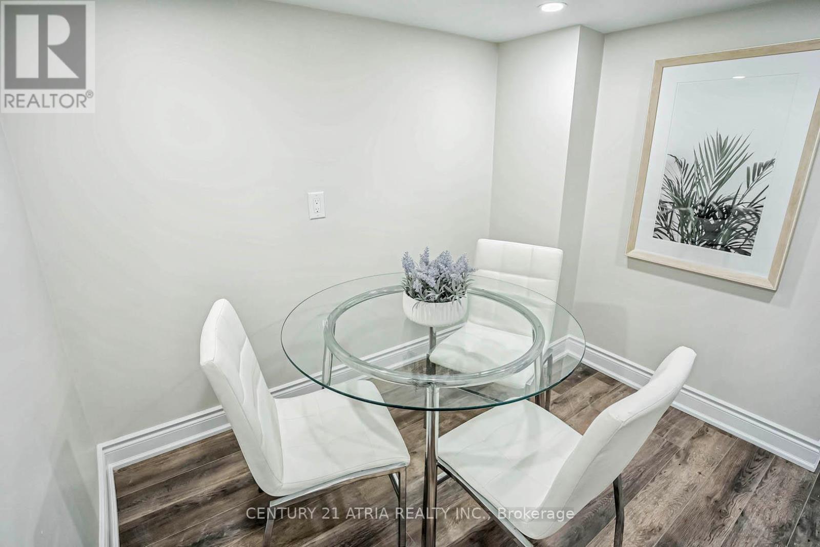11 Valia Road, Toronto, ON - Indoor Photo Showing Dining Room
