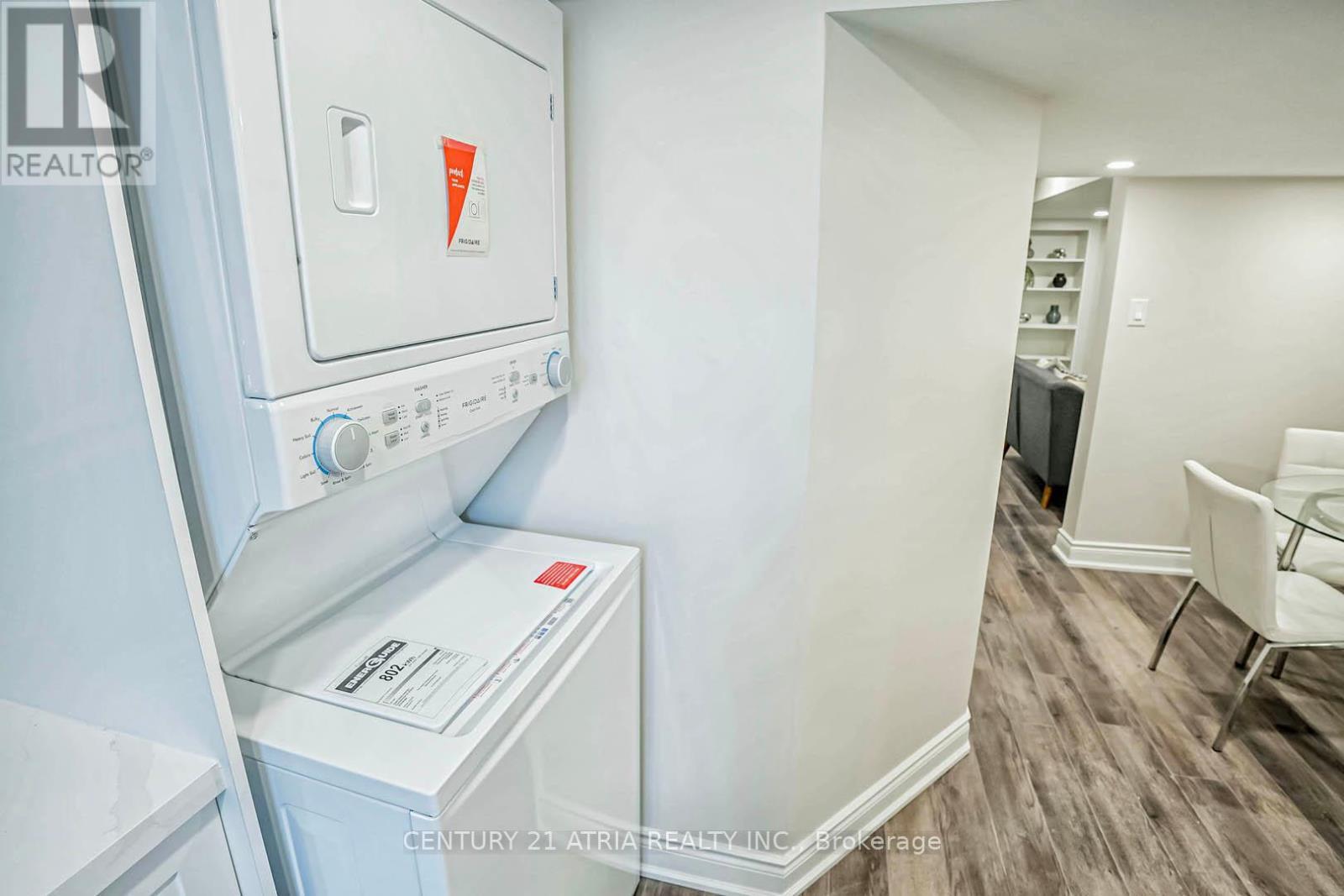 11 Valia Road, Toronto, ON - Indoor Photo Showing Laundry Room