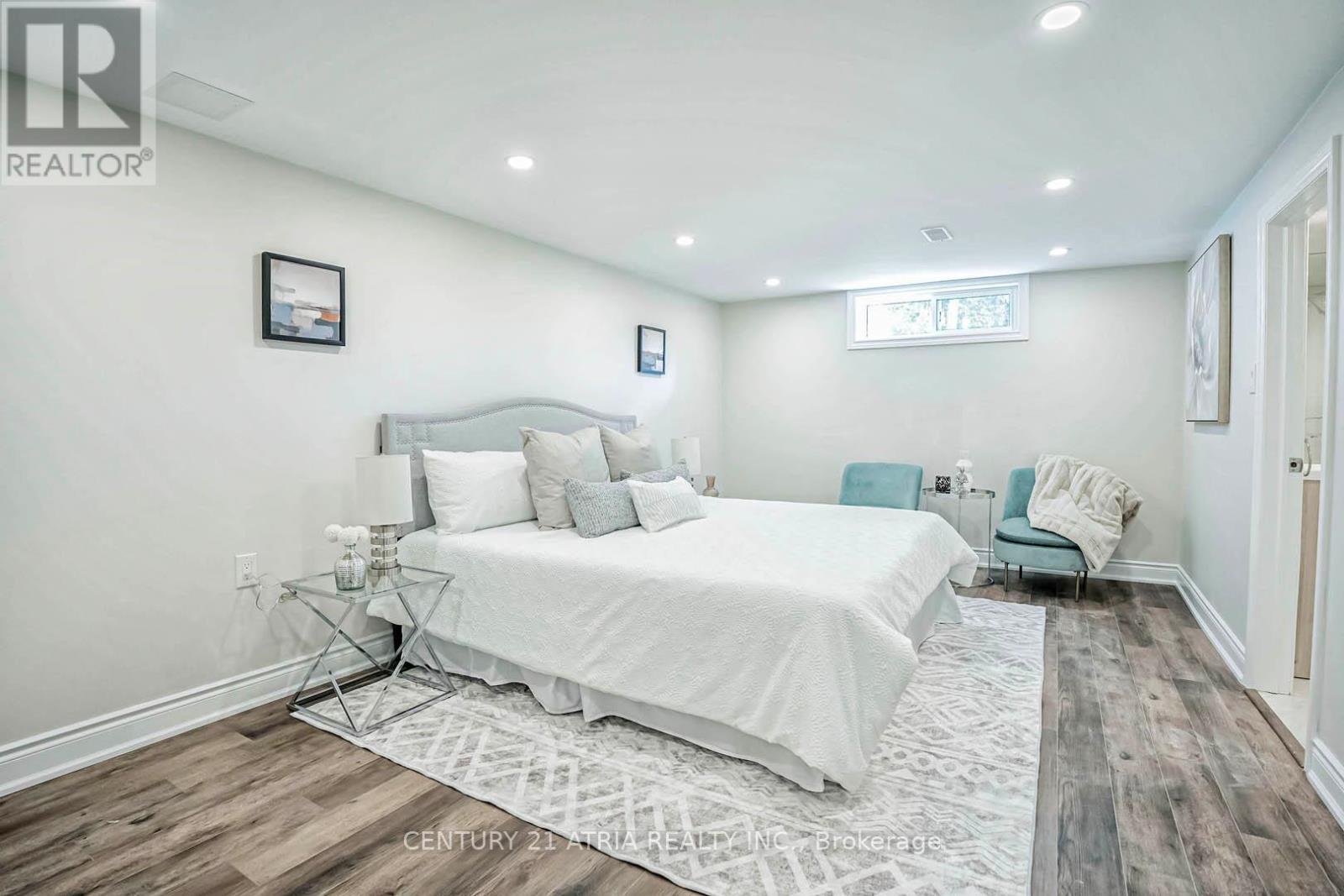 11 Valia Road, Toronto, ON - Indoor Photo Showing Bedroom