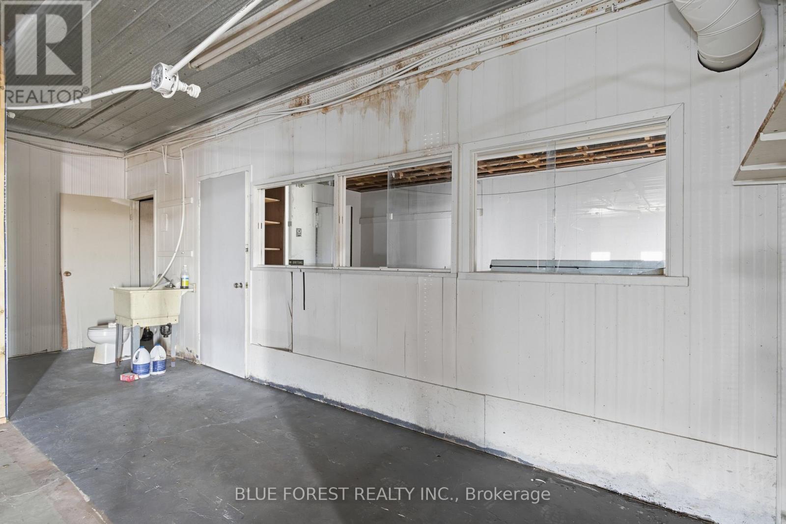 22436 Pioneer Line, West Elgin, ON