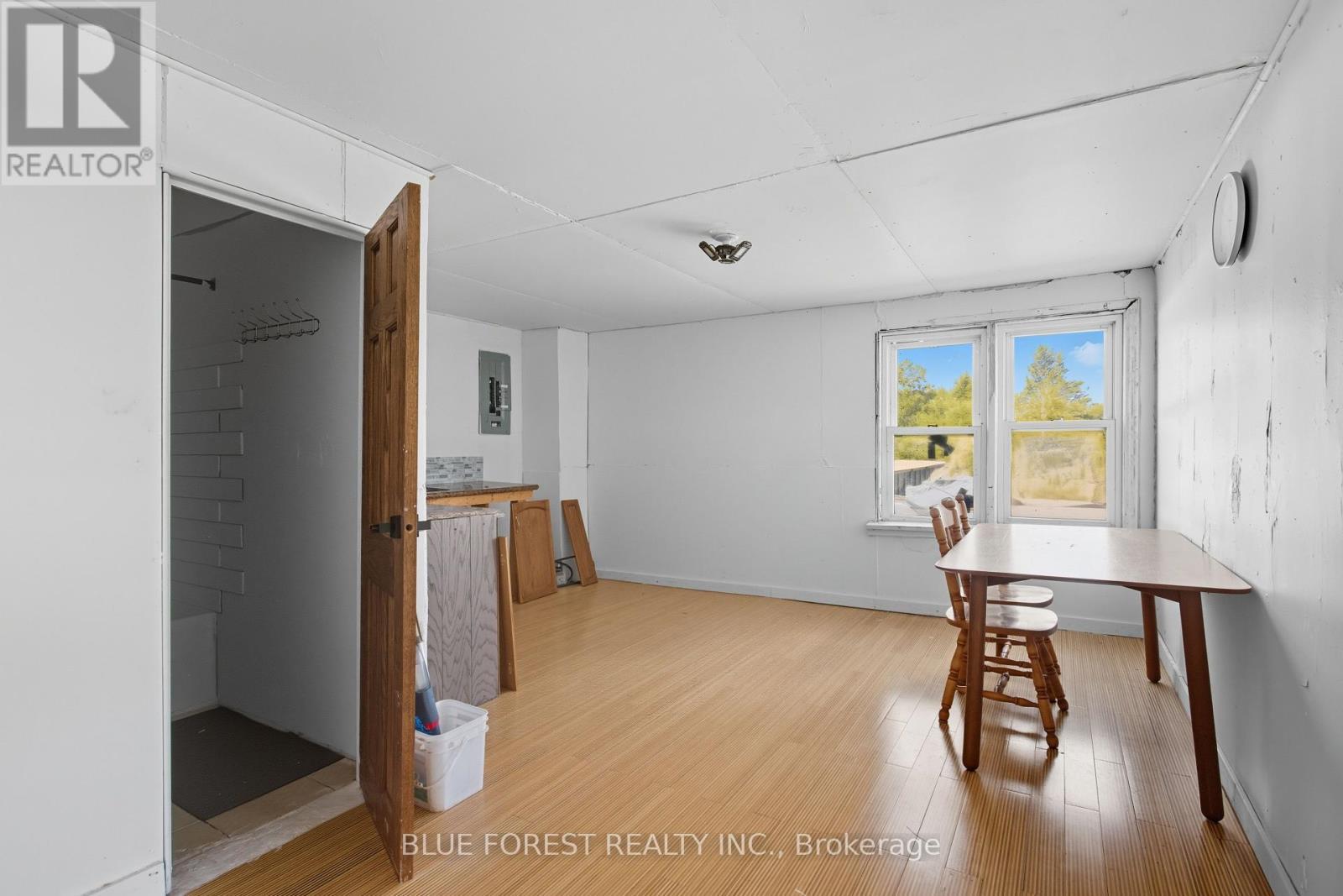 22436 Pioneer Line, West Elgin, ON