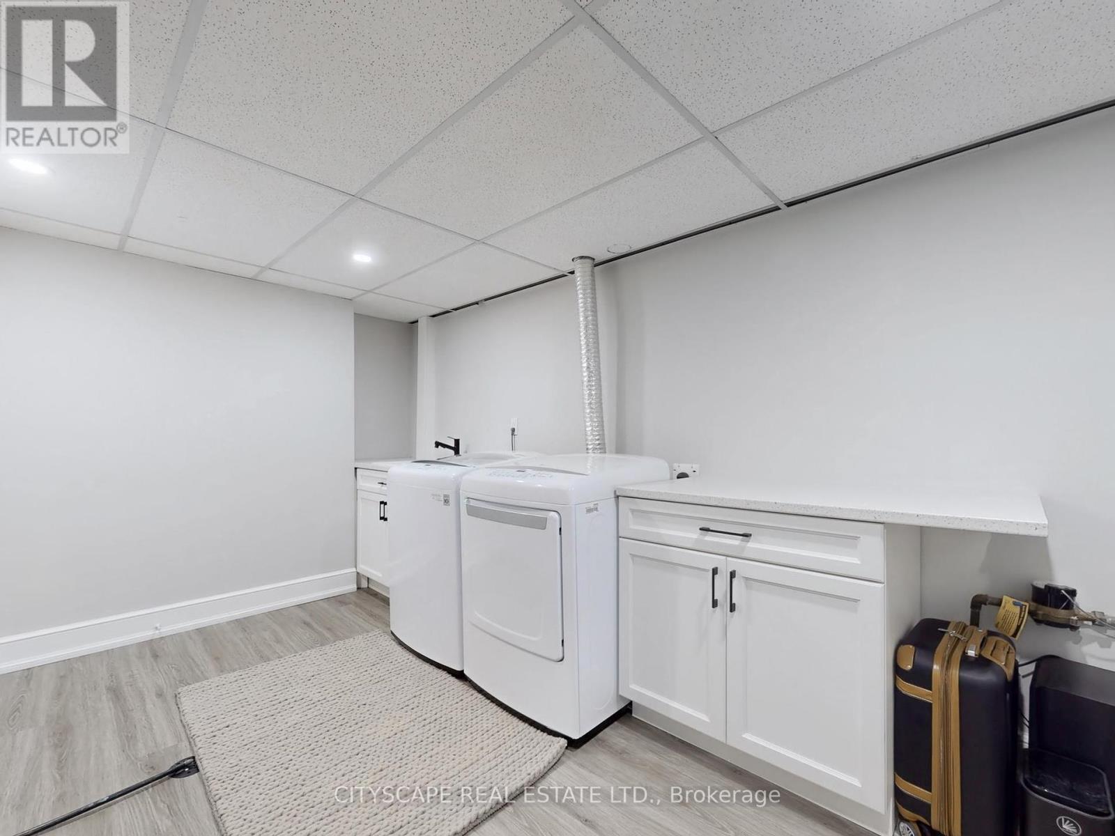 2585 Kenna Court, Mississauga, ON - Indoor