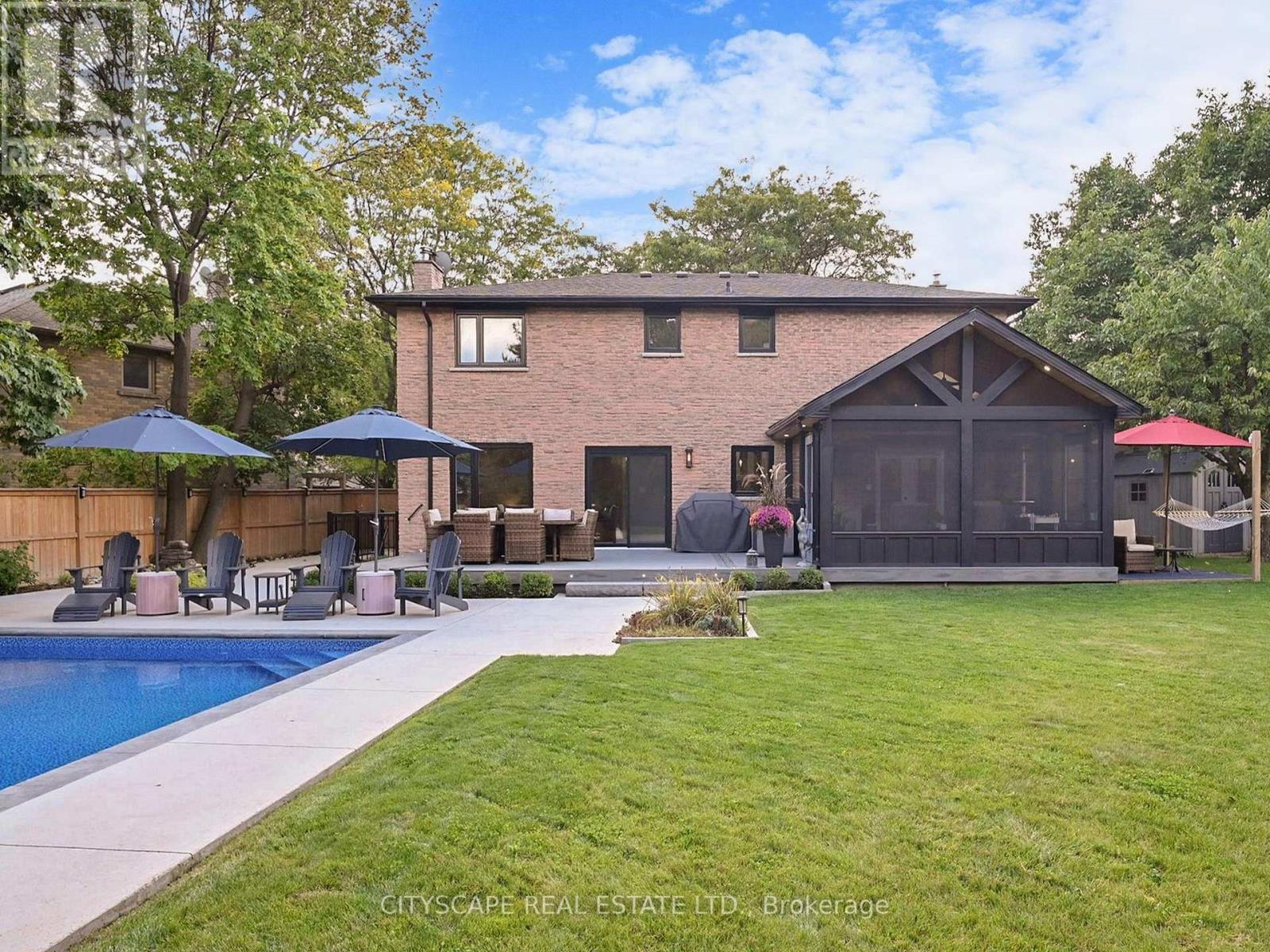 2585 Kenna Court, Mississauga, ON - Outdoor With In Ground Pool With Deck Patio Veranda