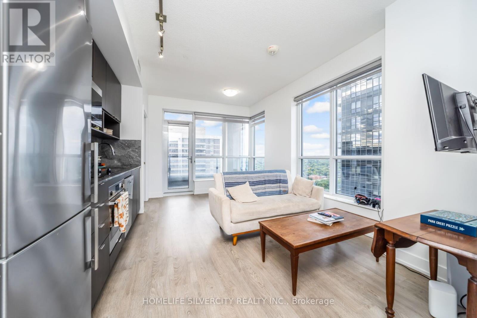 3104 - 7 Mabelle Avenue, Toronto, ON - Indoor