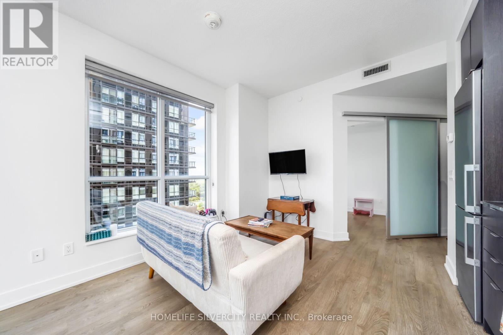 3104 - 7 Mabelle Avenue, Toronto, ON - Indoor