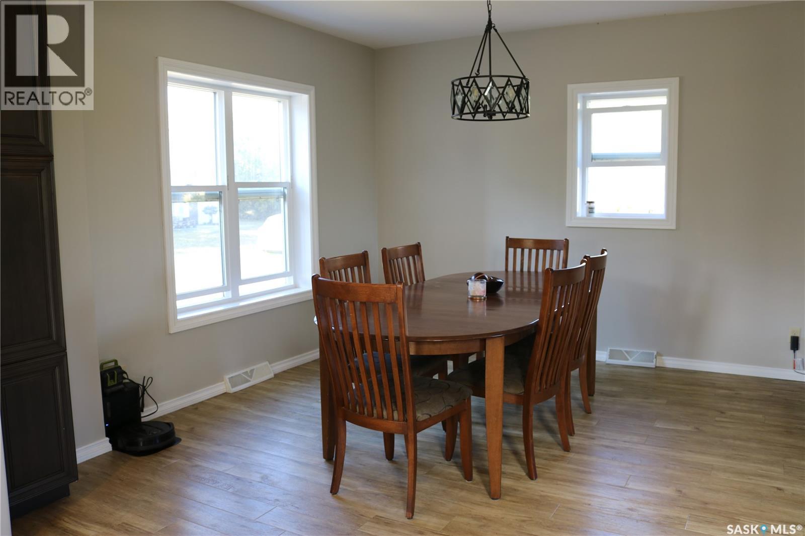 Moosomin Rm No. 121, Saskatchewan - Indoor Photo Showing Dining Room